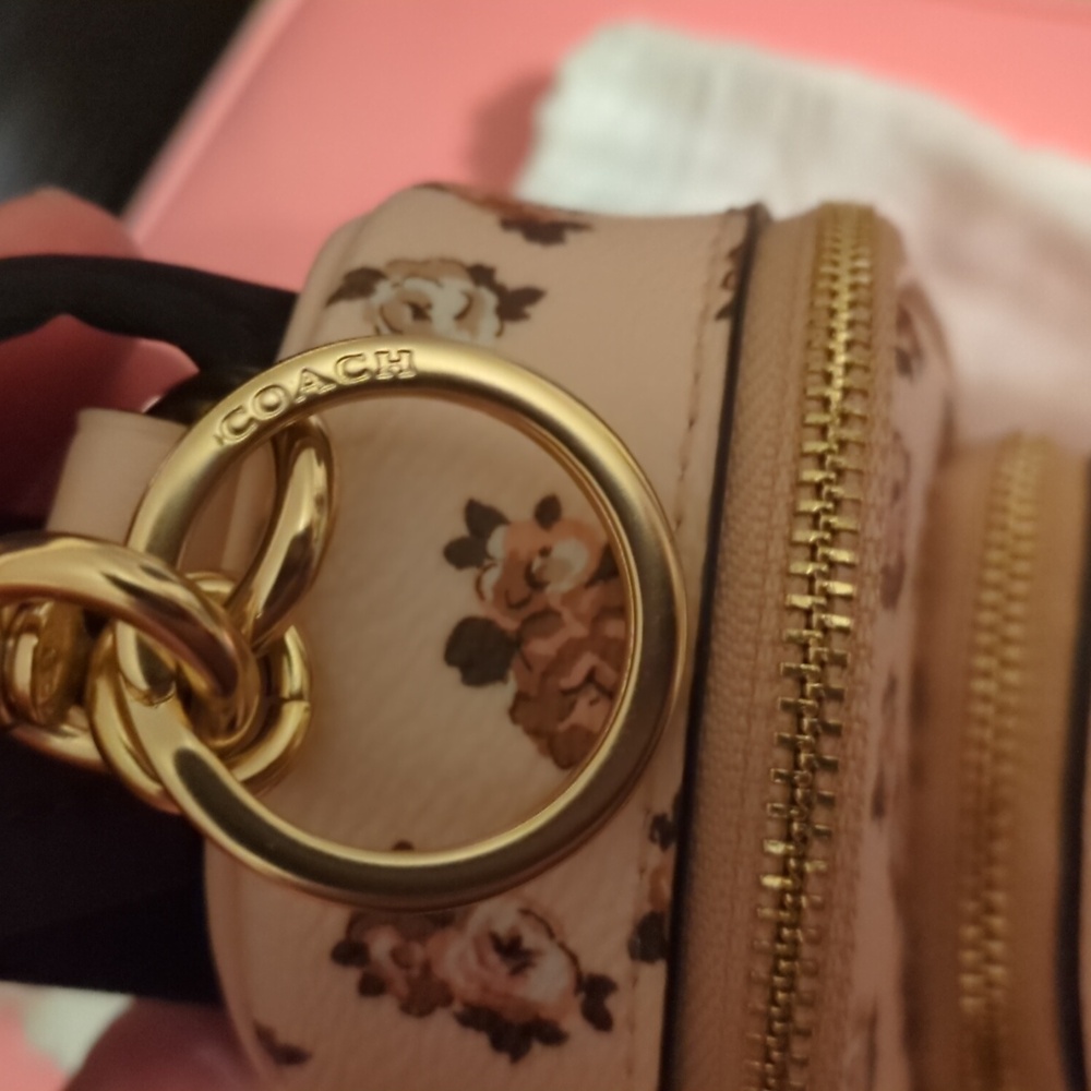 Coach Mini Court Backpack Bag Charm With Rosette Print in gold/blush multi - Picture 7 of 14